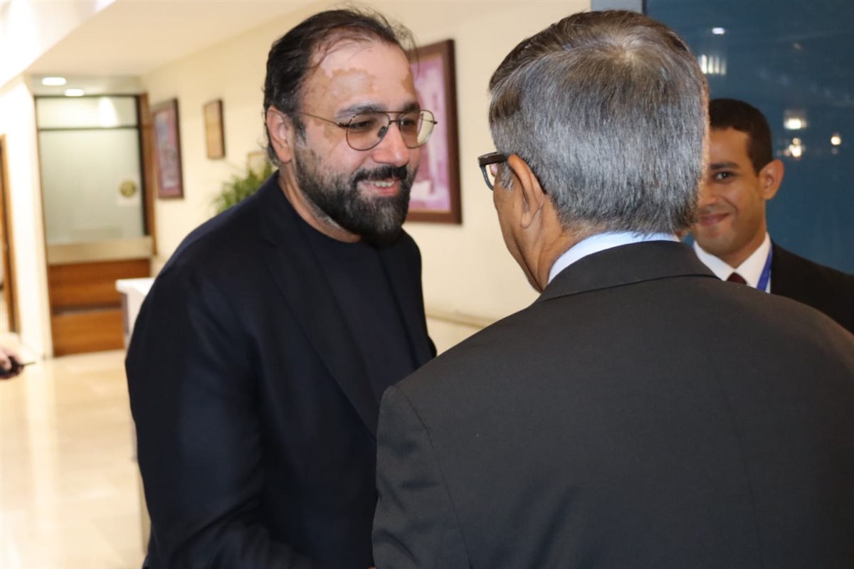 <strong>ممثل حكومة باكستان يصل القاهرة</strong>