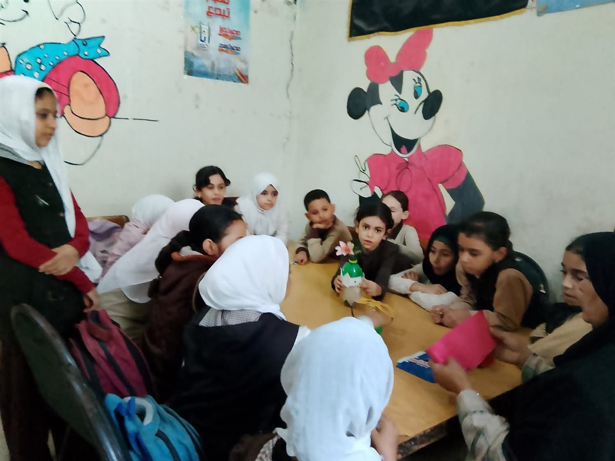 حوار مفتوح بعنوان “القيم الأخلاقية وتعزيز الثقة بالنفس” بمكتبة الكعابي الفرعية