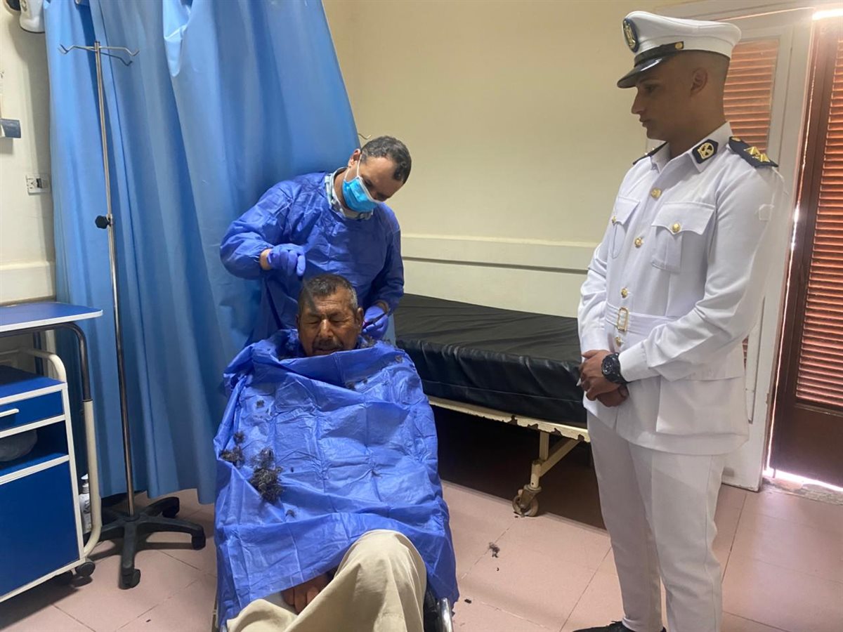 أمن الفيوم ينقذ مسن مشرد من الموت في الشوارع