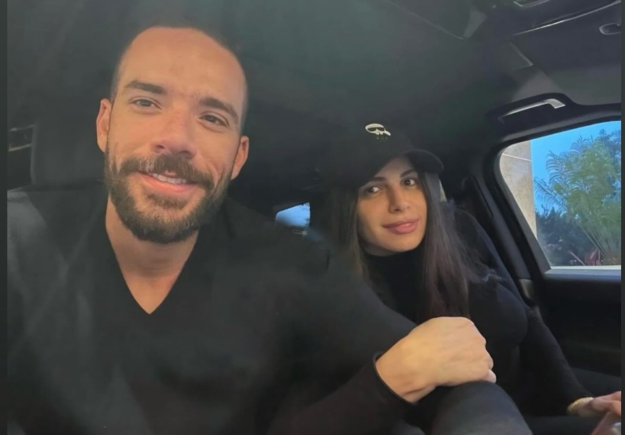 آمال ماهر وزوجها علي محجوب