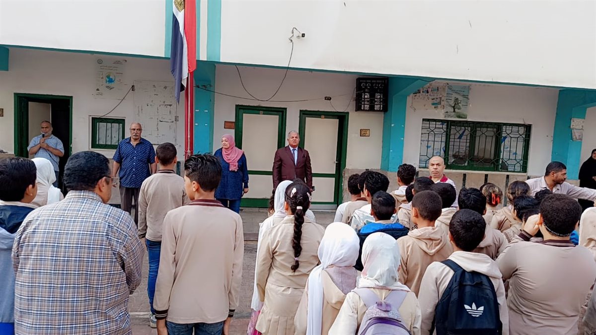 قبيصي: بجولة بمدرسة منشأة البكري الإبتدائية بغرب الفيوم وتعليمات حاسمة لمدير المدرسة بانضباط العملية التعليمية