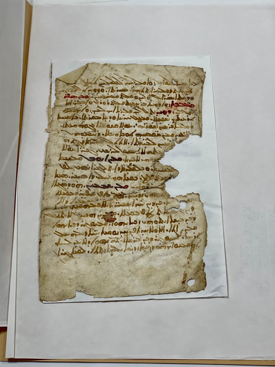 <strong>قطع أثرية</strong>