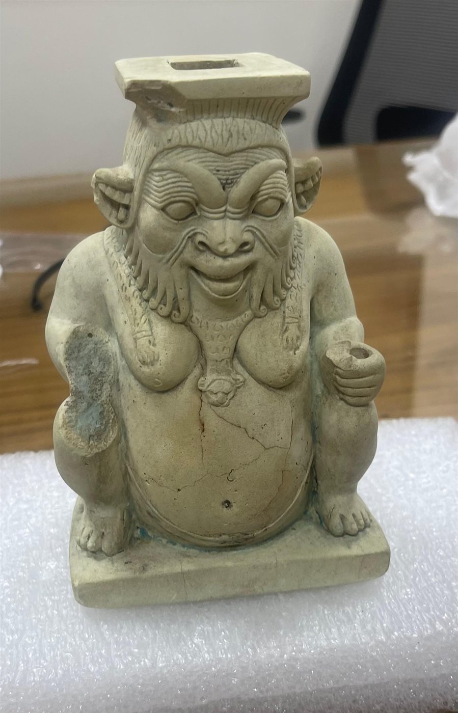 <strong>قطع أثرية</strong>