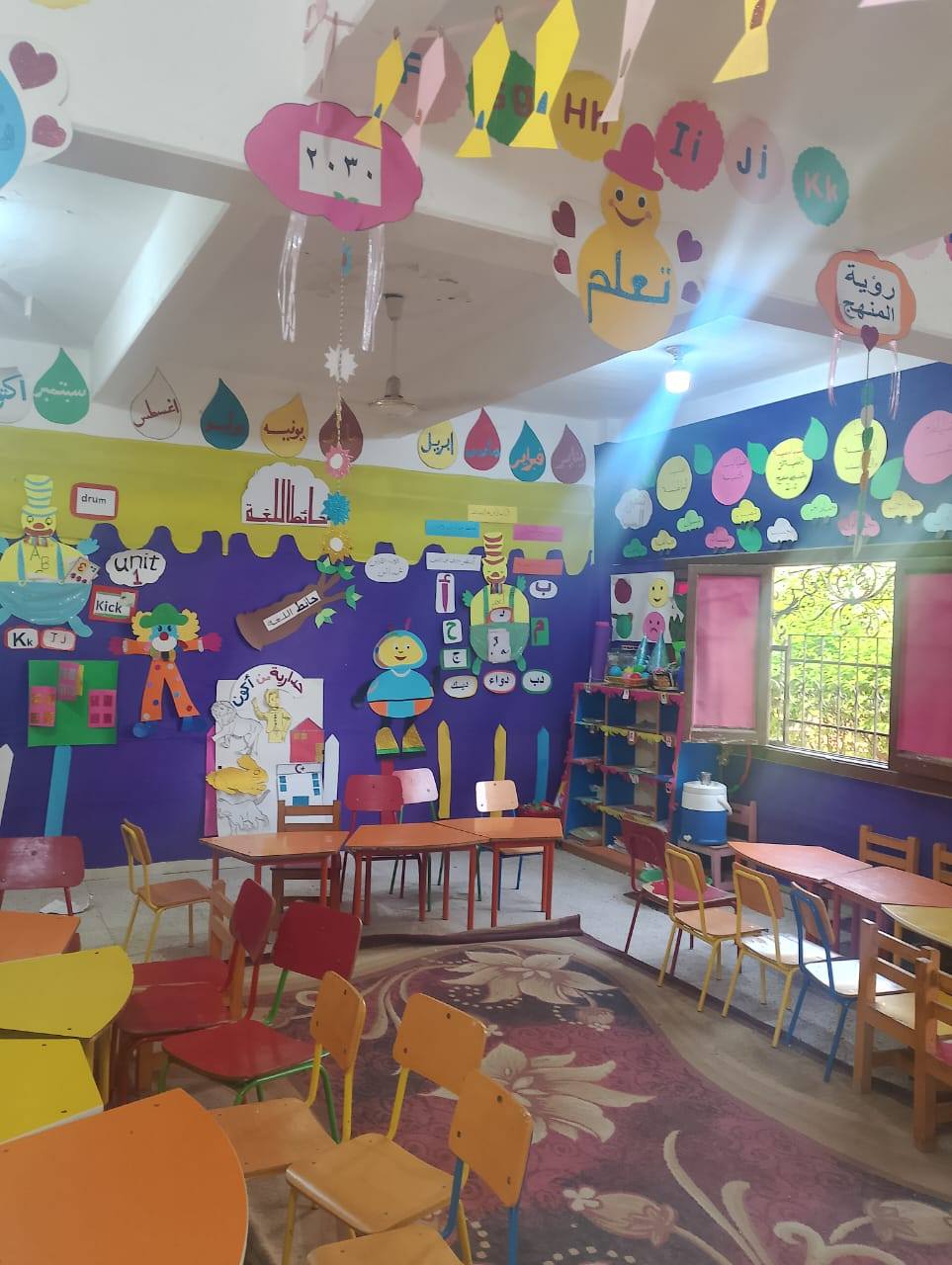 رئيس مركز سنورس يتابع أعمال تفقد وتجهيز مقار اللجان الانتخابية