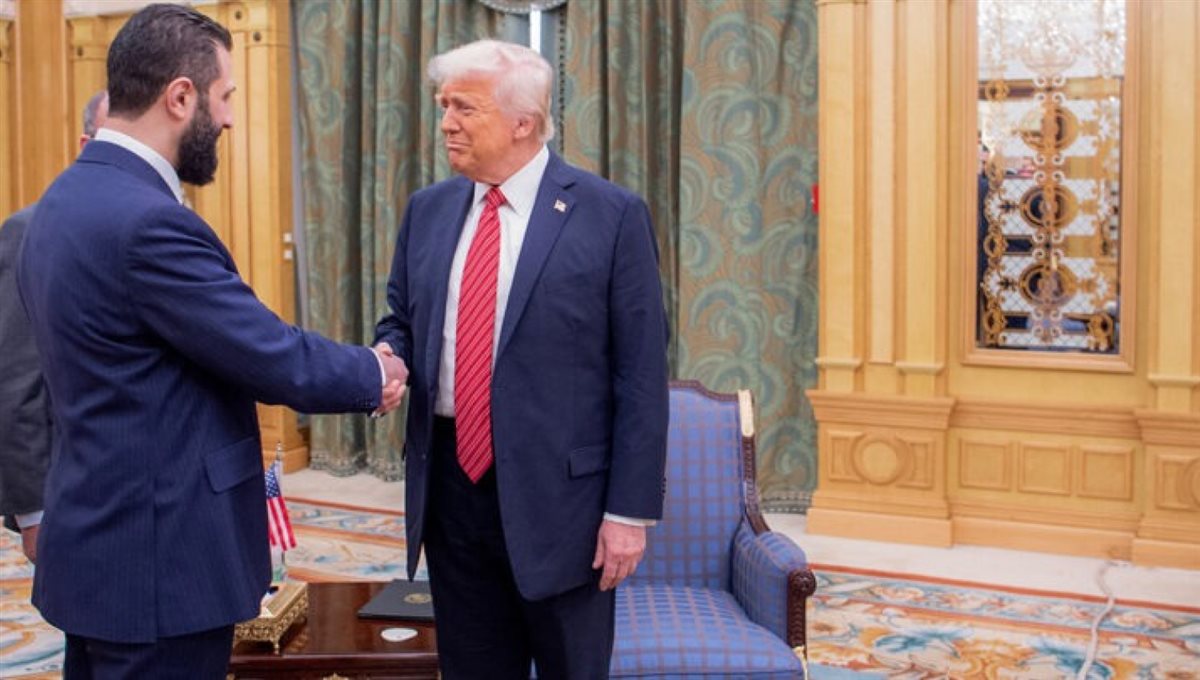 <strong>الرئيس السوري أحمد الشرع</strong>