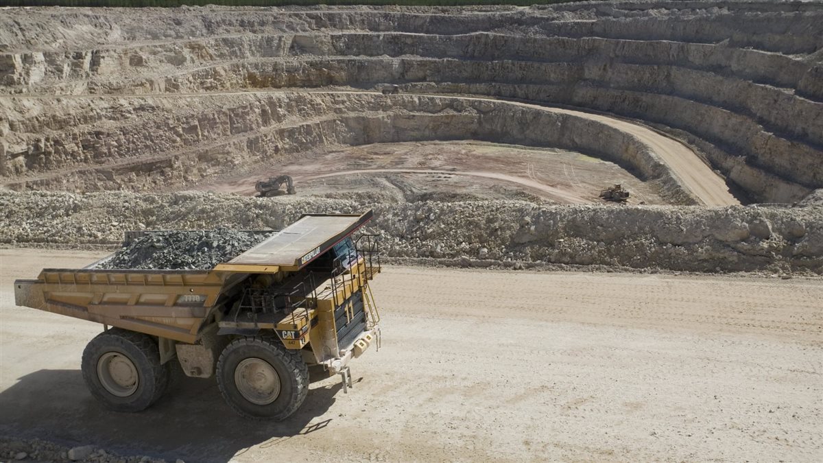 <strong>تعدين اليورانيوم</strong>