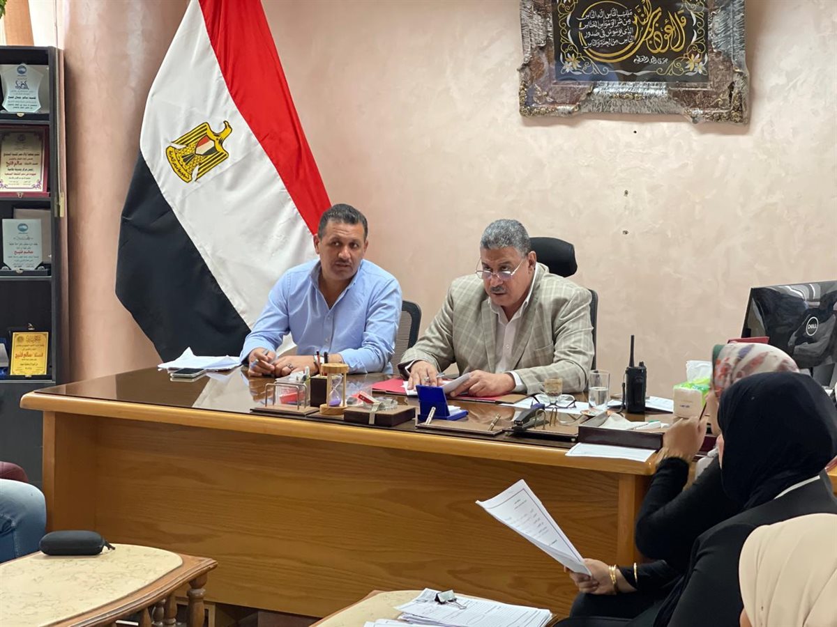 القيادات التنفيذية بالفيوم تبحث138 شكوى بلقاءات لخدمة المواطنين بمختلف مراكز المحافظة
