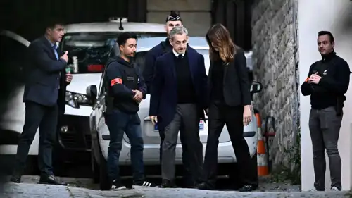 <strong>الرئيس الفرنسي السابق نيكولا ساركوزي</strong>