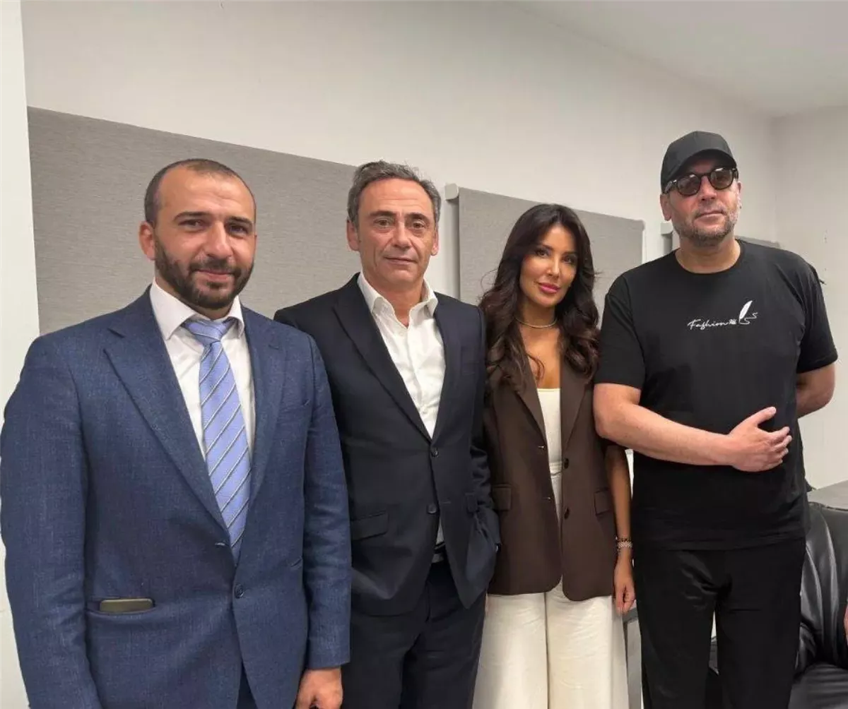 صور خروج هانيبال القذافي