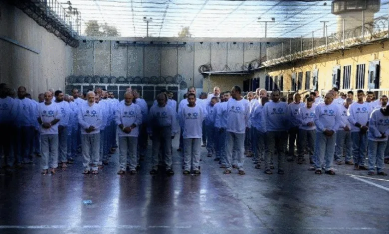 <strong>الكنيست الإسرائيلي يقر مشروع قانون إعدام الأسرى الفلسطينيين</strong>