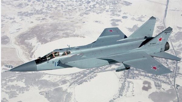 <strong>مقاتلة من طراز