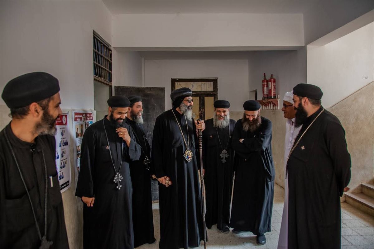 أسقف برج العرب والعامرية يُدلي بصوته