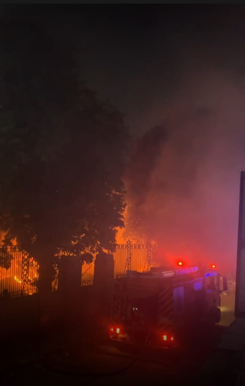 لحظة اشتعال النيران