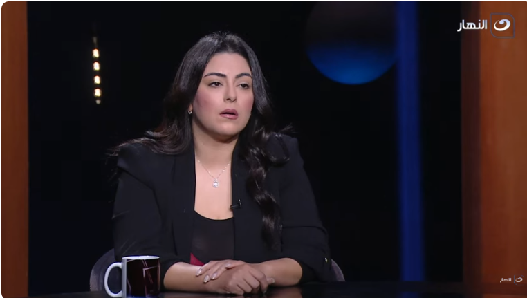 <strong>الفنانة نهى عابدين</strong>