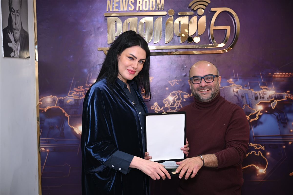 دارين حداد والكاتب الصحفي أحمد صبري