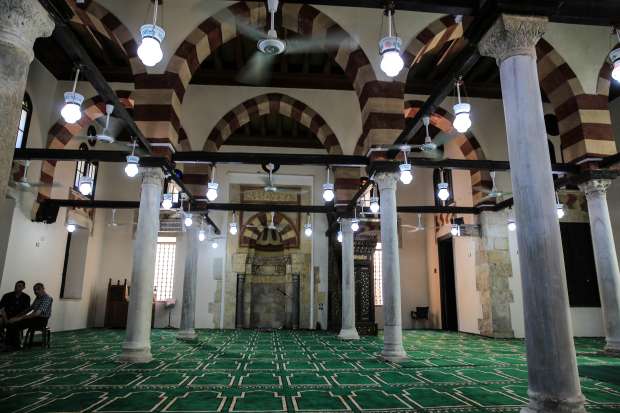 مسجد قايتباى بالفيوم مطعم بالعاج والصدف وسن الفيل