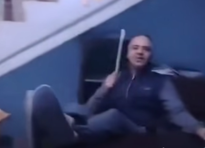 جانب من الفيديو 