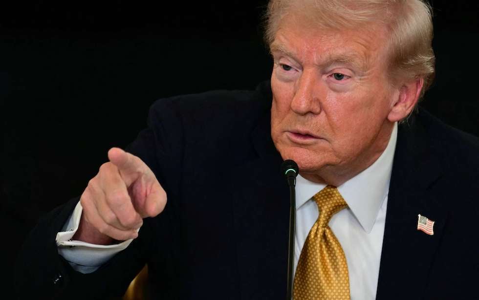 <strong>مواجهة قانونية بين ترامب و BBC </strong>