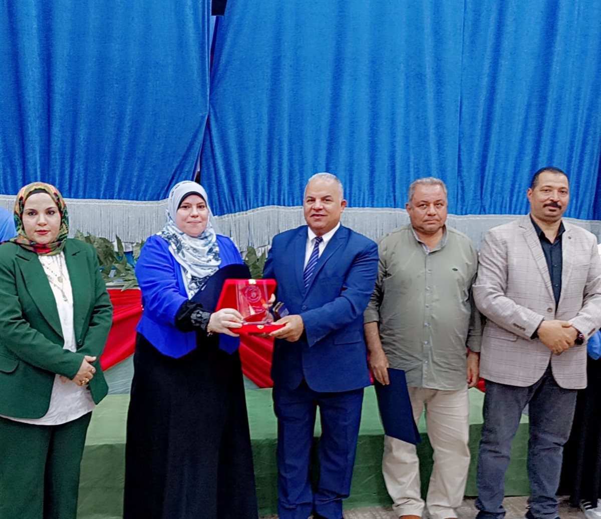 مدرسة طبهار الثانوية بأبشواي تحصد المركز الأول على مستوى المحافظة في مسابقة العباقرة