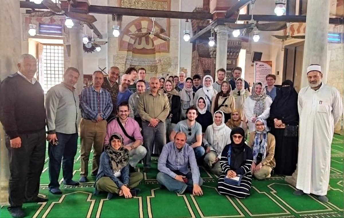 أوقاف الفيوم ترحب بوفد إيطالي في زيارة لمسجد قايتباي الأثري بالفيوم