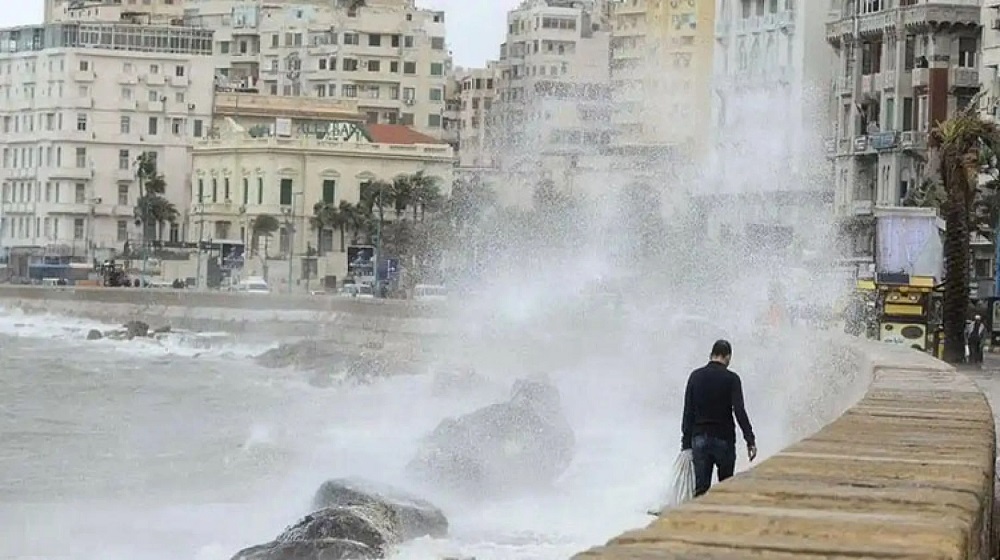 <strong>نوة المكنسة 2025 تضرب الإسكندرية</strong>