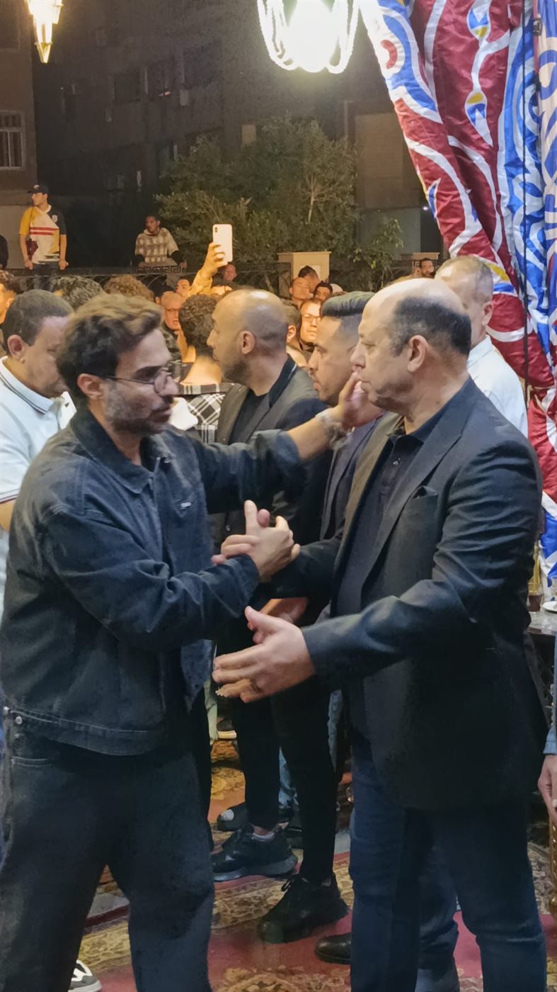 أحمد فهمي في عزاء محمد صبري