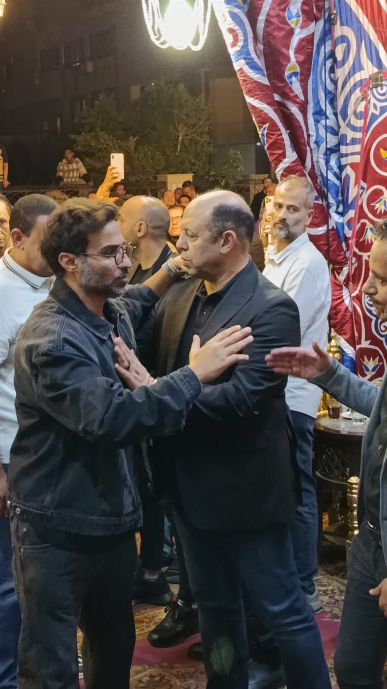 أحمد فهمي في عزاء محمد صبري