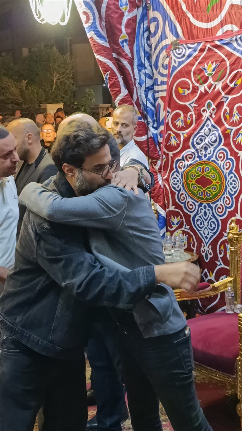 أحمد فهمي في عزاء محمد صبري