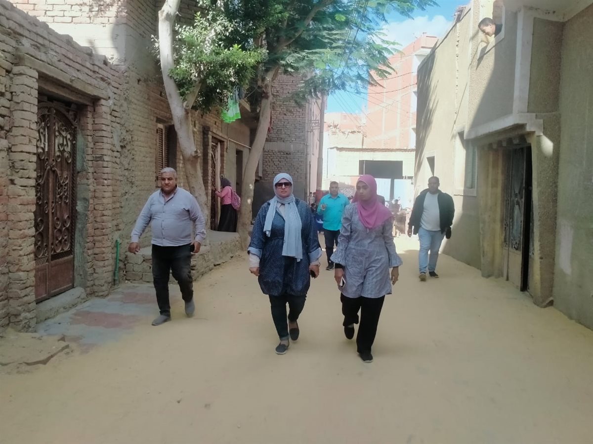 رئيس مركز ابشواى: إستكمال أعمال رصف 11 شارع بالإنترلوك وأعمال تغطية بالمواسير بشكشوك <br>