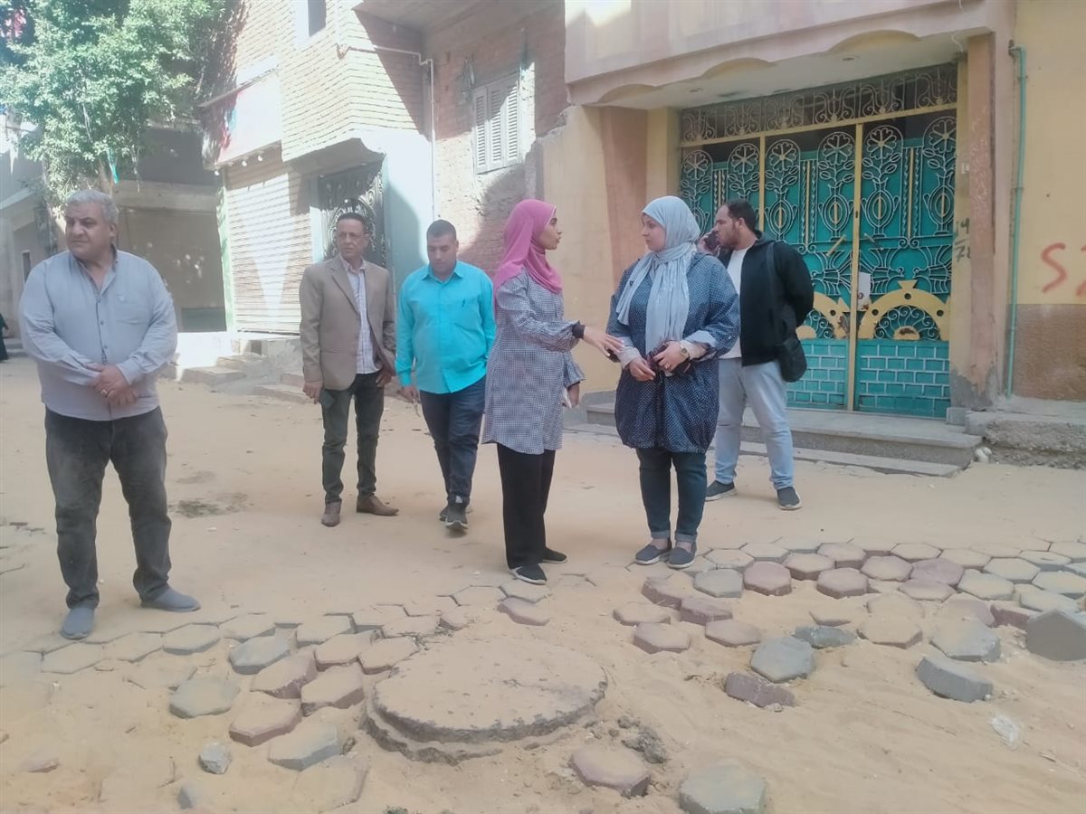 رئيس مركز ابشواى: إستكمال أعمال رصف 11 شارع بالإنترلوك وأعمال تغطية بالمواسير بشكشوك <br>