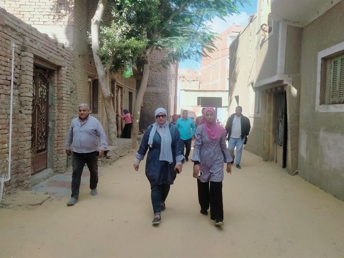 رئيس مركز ابشواى: إستكمال أعمال رصف 11 شارع بالإنترلوك وأعمال تغطية بالمواسير بشكشوك <br>