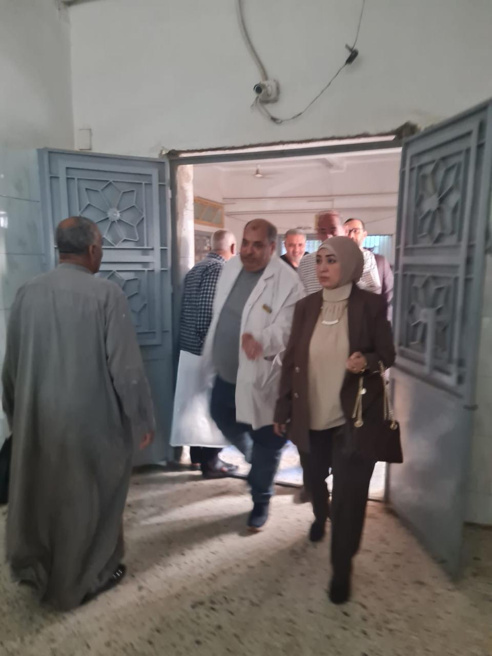 مرور مفاجئ لوكيل وزارة الصحة بالفيوم على مستشفى الفيوم العام