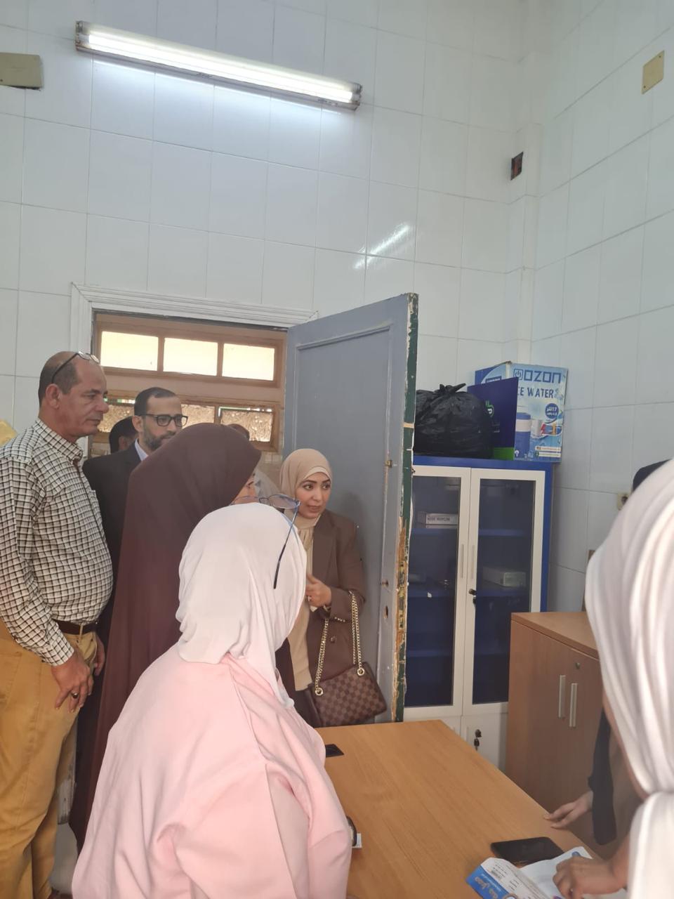 مرور مفاجئ لوكيل وزارة الصحة بالفيوم على مستشفى الفيوم العام