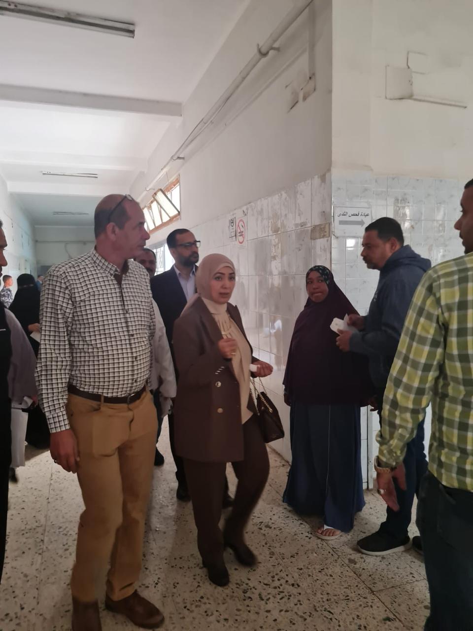 مرور مفاجئ لوكيل وزارة الصحة بالفيوم على مستشفى الفيوم العام