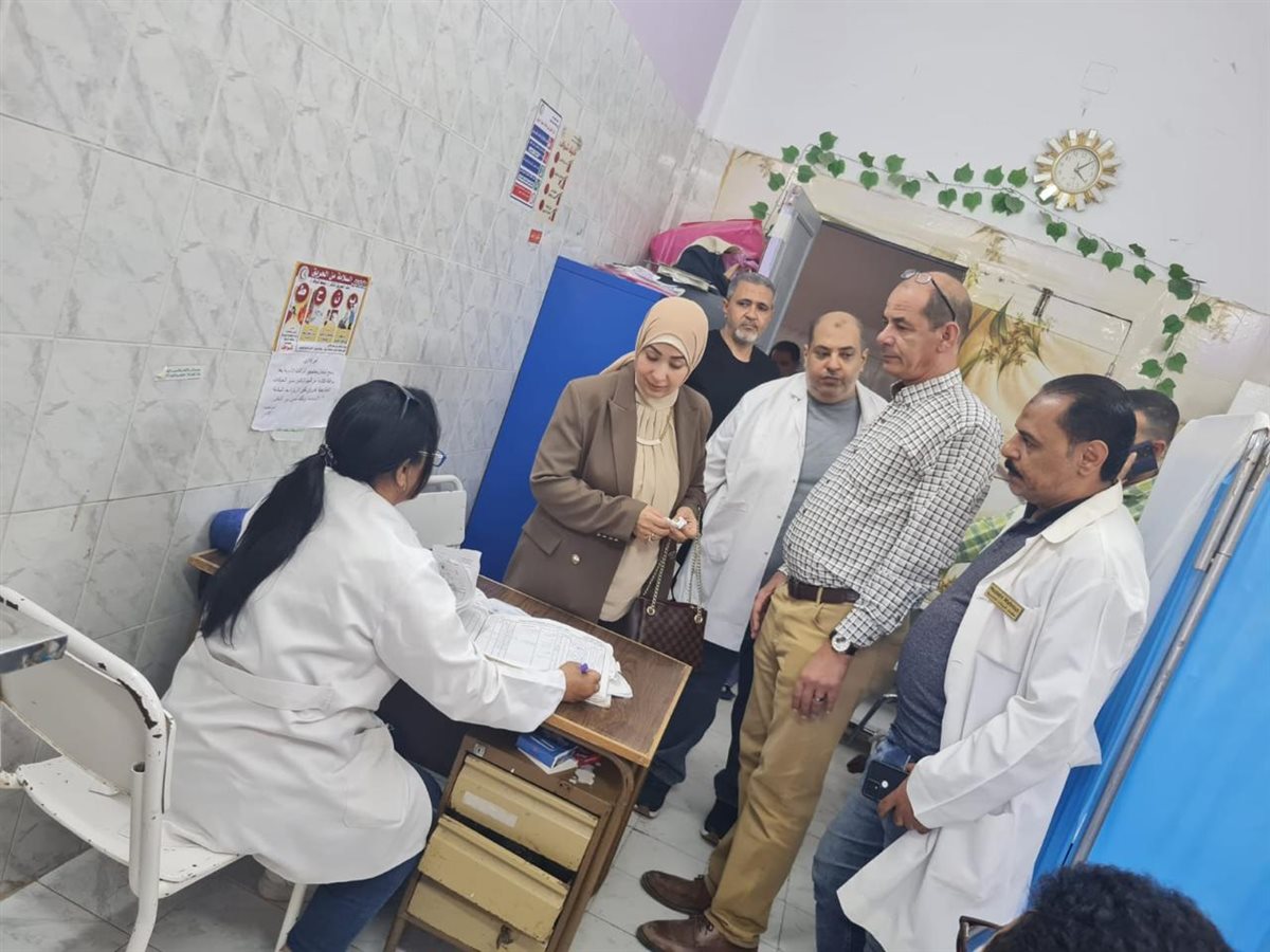 مرور مفاجئ لوكيل وزارة الصحة بالفيوم على مستشفى الفيوم العام