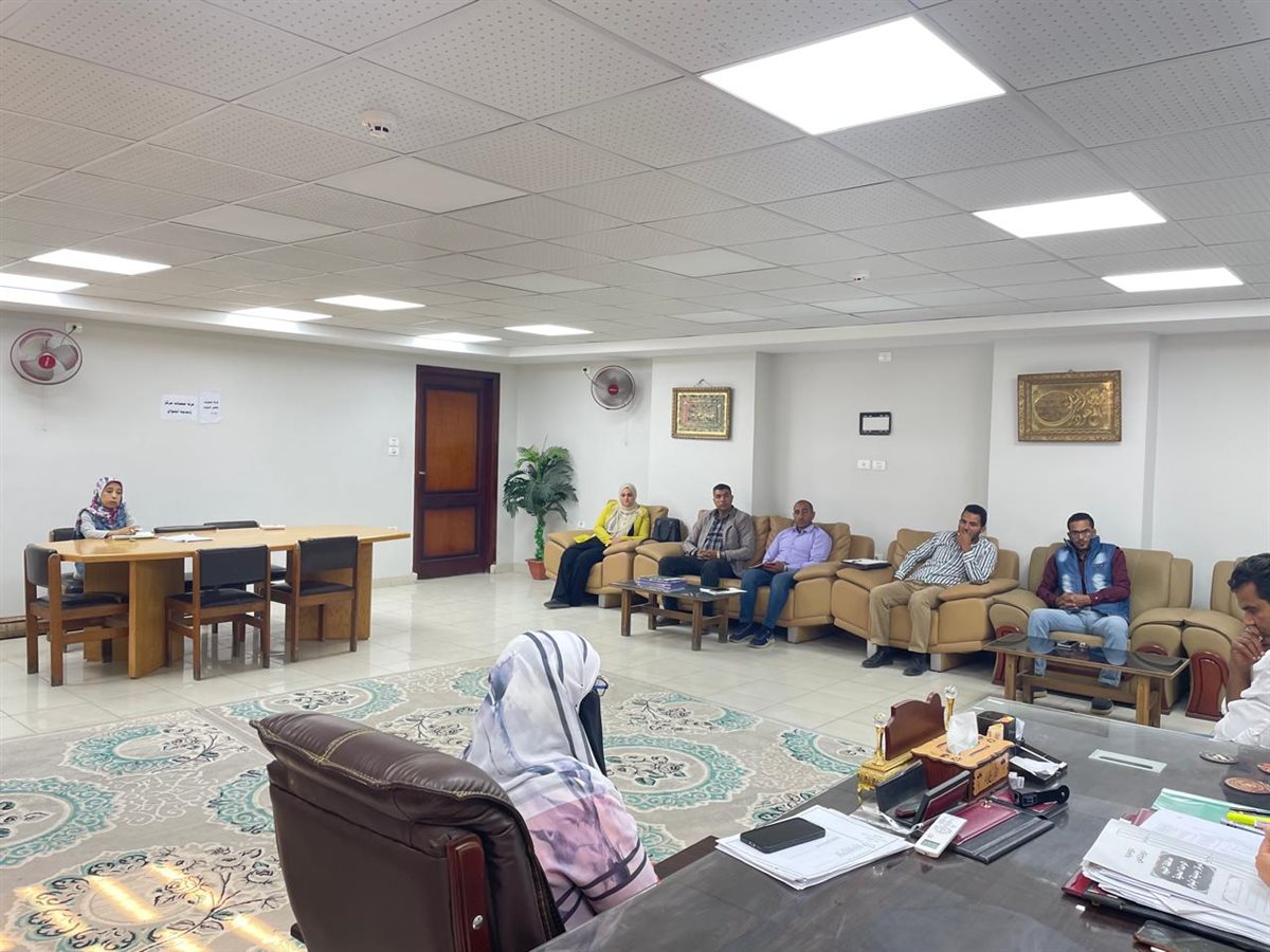 رئيس المركزابشواى تتابع أعمال المركز التكنولوجي ومستوي الأداء بملف التصالح