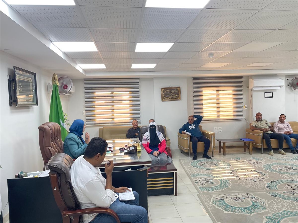 رئيس المركزابشواى تتابع أعمال المركز التكنولوجي ومستوي الأداء بملف التصالح