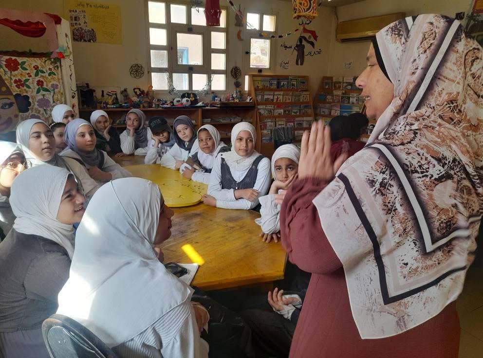 ضمن احتفالات أعياد الطفولة… مكتبة اللاهون تنظم برنامجًا فنيًا متكاملًا للأطفال