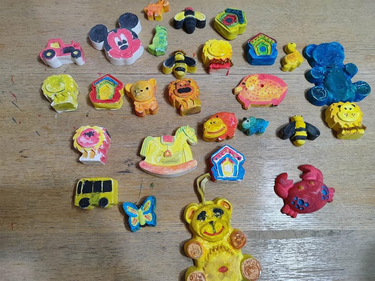 ضمن احتفالات أعياد الطفولة… مكتبة اللاهون تنظم برنامجًا فنيًا متكاملًا للأطفال