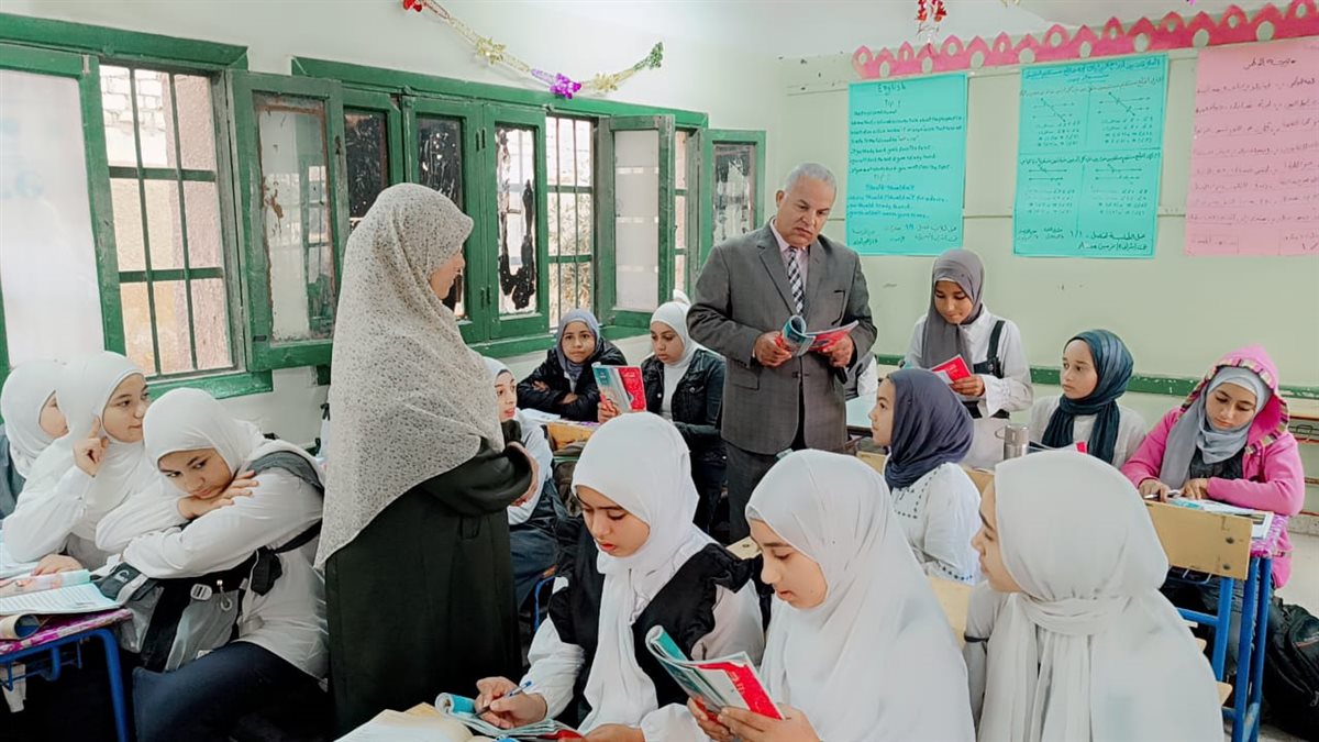 قبيصى: يتابع التقييمات والبرنامج العلاجي في القراءة والكتابة بمدرسة أبوصير دفنو