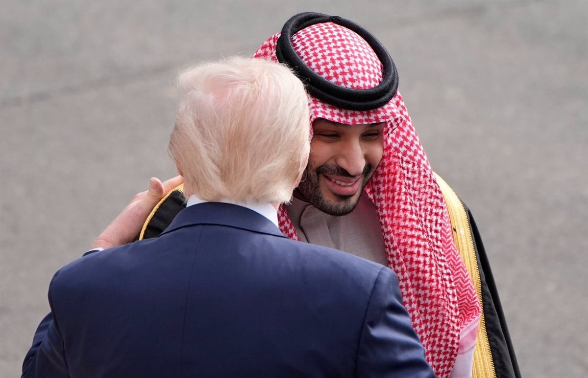 ترامب يستقبل الأمير السعودي محمد بن سلمان 