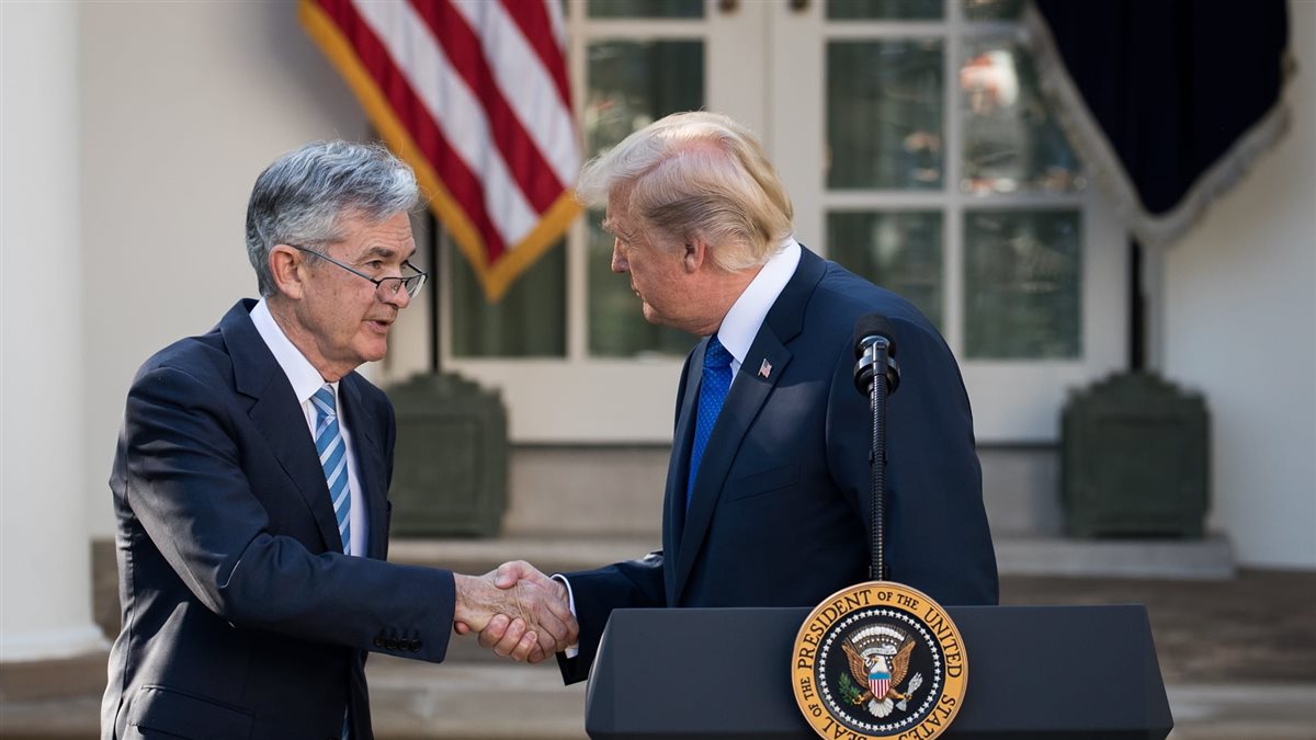 <strong>ترامب وبيسنت</strong>