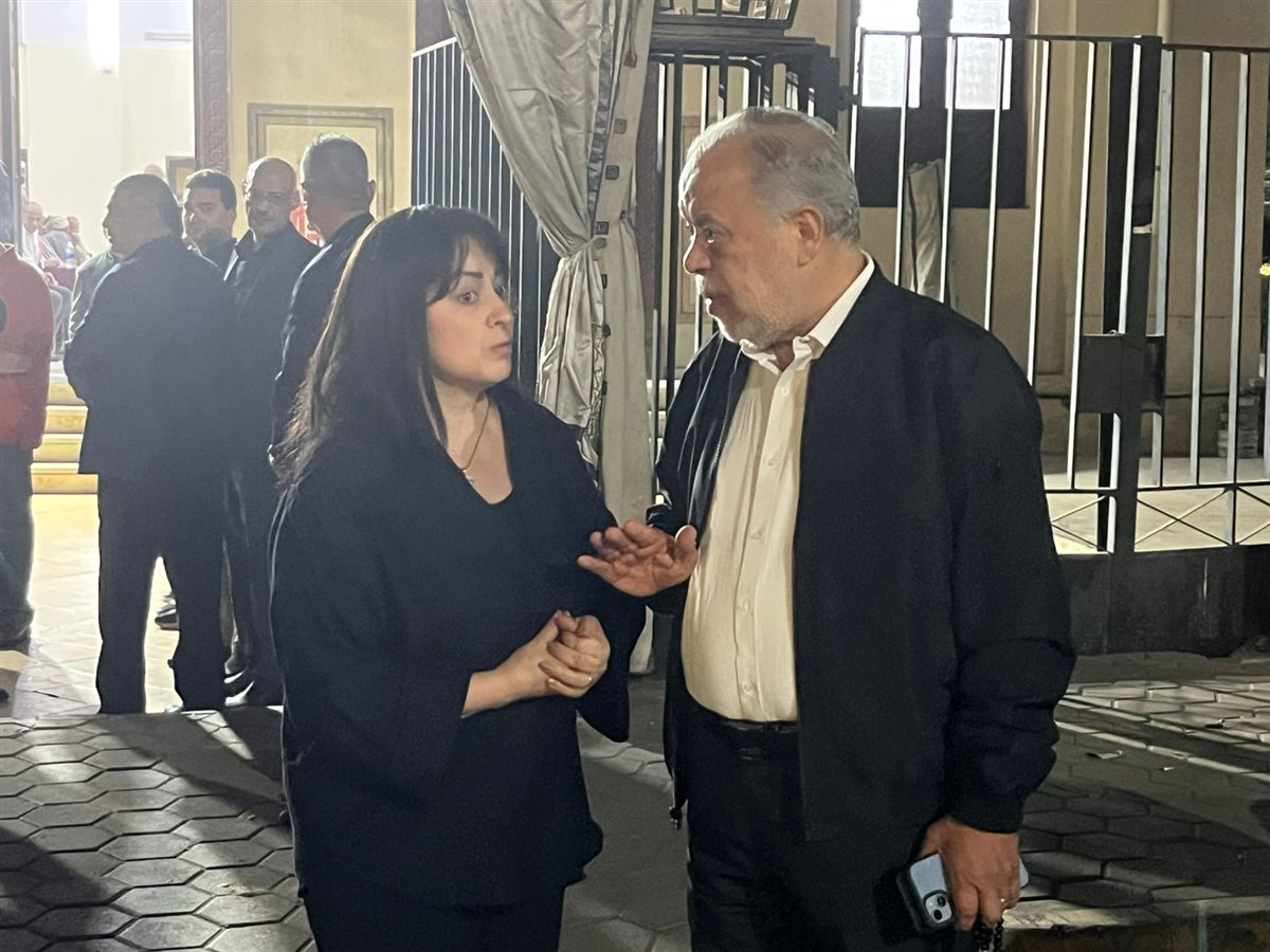 أشرف زكي وهند عاكف