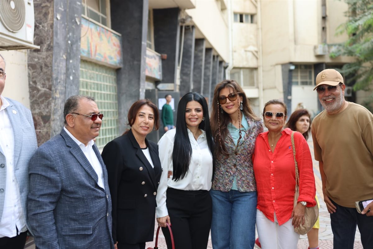 ريهام حجاج تدلي بصوتها في انتخابات مجلس النواب 2025