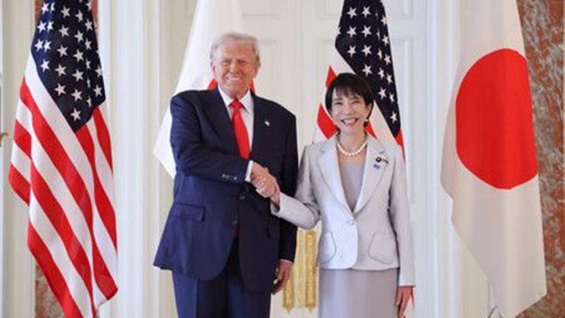 <strong>ترامب وتاكايتشي</strong>