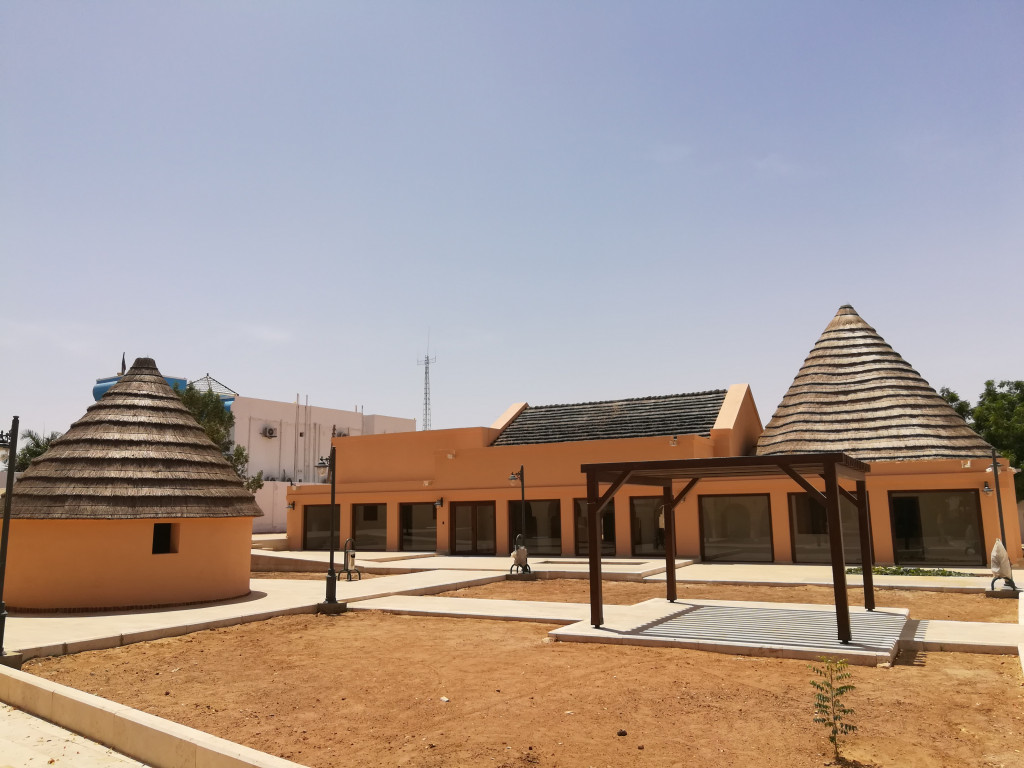 <strong>قصر السلطان علي دينار</strong>