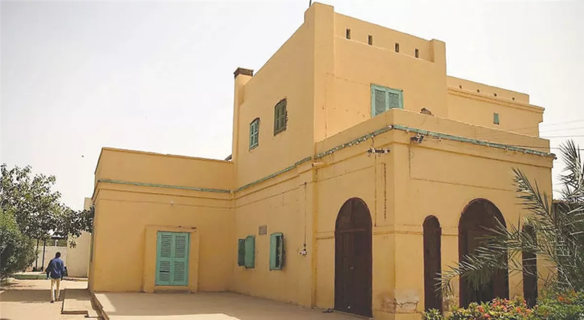 <strong>قصر السلطان علي دينار</strong>