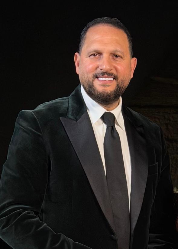 الفنان عماد زيادة