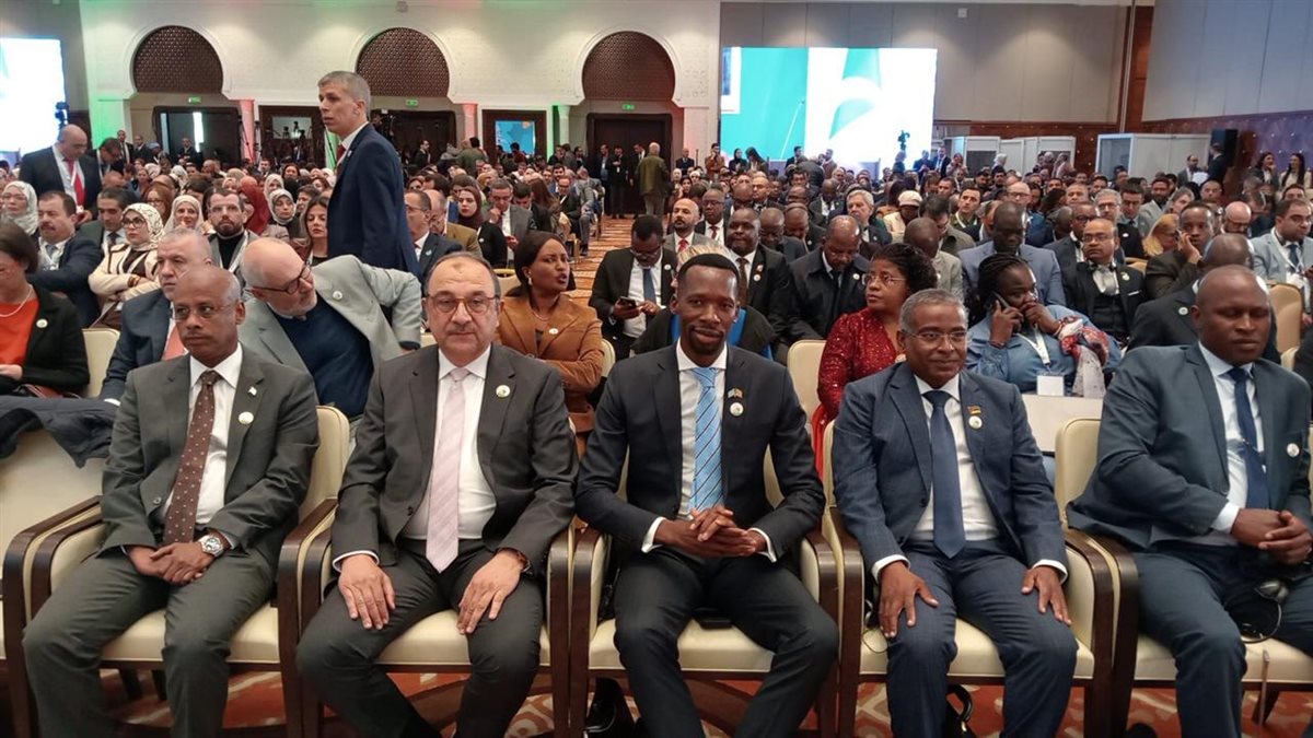 جانب من المؤتمر 