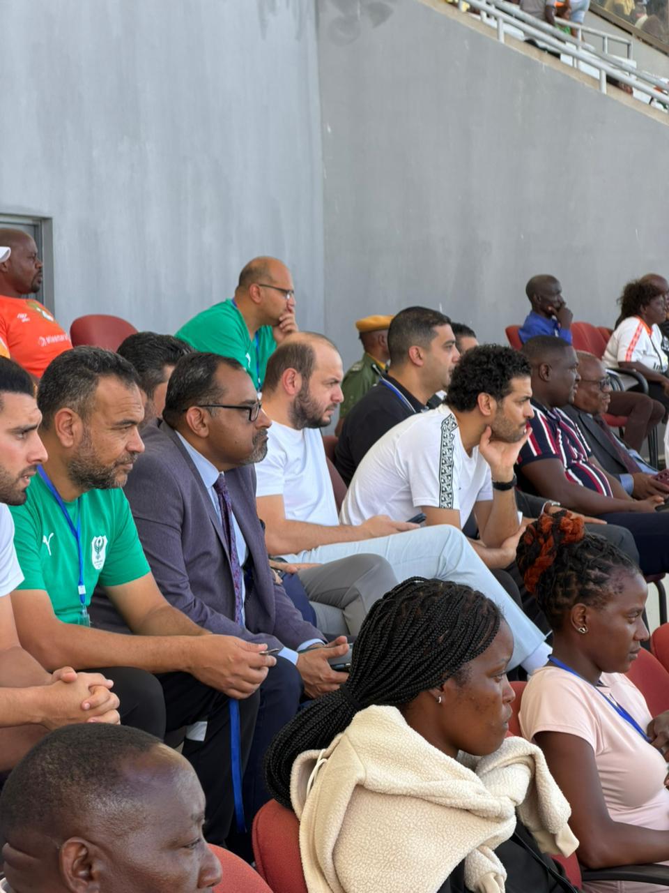 هاني سعيد المدير الرياضي لبيراميدز من مباراة المصري